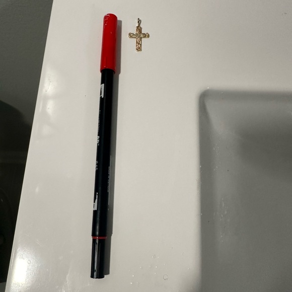 Gold - Picture 3 of 4